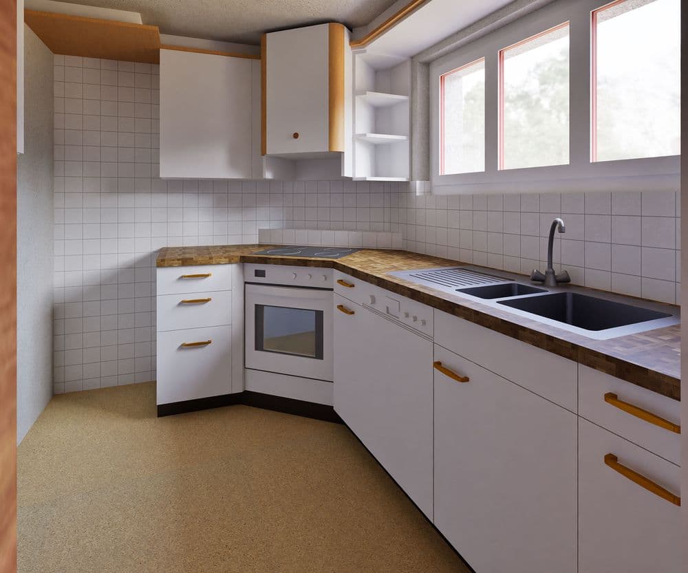 Helle L-förmige Küche mit weißen Schränken, Holzarbeitsplatte, Einbauherd, Doppelspüle, Fliesenrückwand und großem Fenster; schlichte, funktionale Küchenzeile im Innenraum.