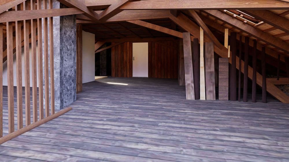 Leerer Dachboden mit Holzbalken, sichtbarer Dachkonstruktion und Holzfußboden, Blick durch offene Raumstruktur mit Stützen und Wandpaneelen.